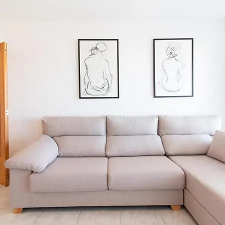 Global Properties, Bonito En La Playa De Corinto, Sagunto